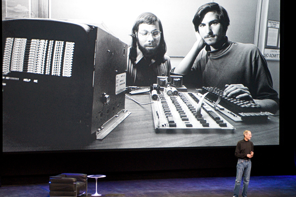 Steve Jobs e Wozniak num Keynote da Apple