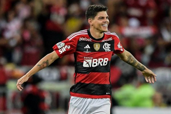 flamengo-2023-o-time-terminou-o-ano-exatamente-do-mesmo-jeito-que-comecou-thumb-ayton-lucas flamengo-2023-o-time-terminou-o-ano-exatamente-do-mesmo-jeito-que-comecou-thumb-ayton-lucas