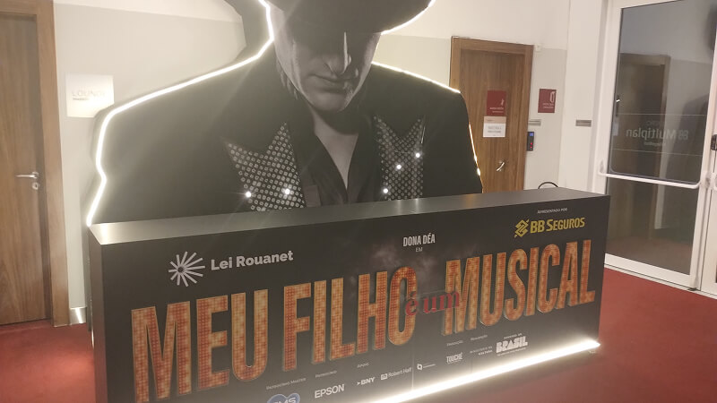 Display da peça para tirar foto